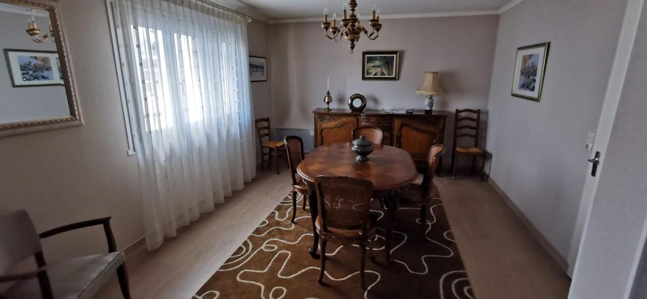 Logement Hyper Centre Шампаньол Екстериор снимка
