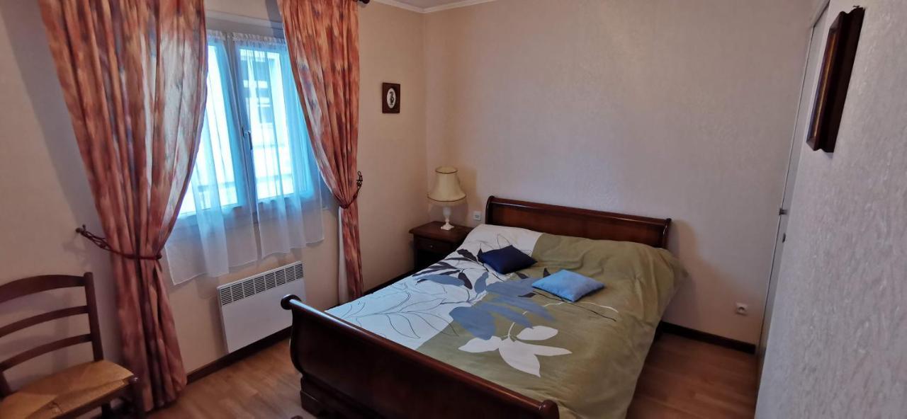 Logement Hyper Centre Шампаньол Екстериор снимка